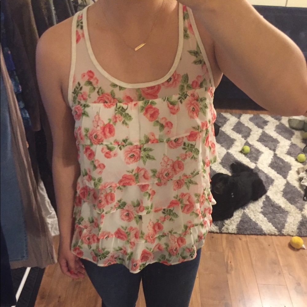 Floral A&F ruffle top